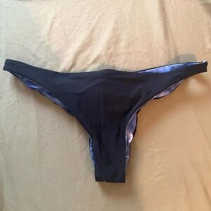 lululemon Sun Soaker Low Rise Cheeky Swim Bottoms